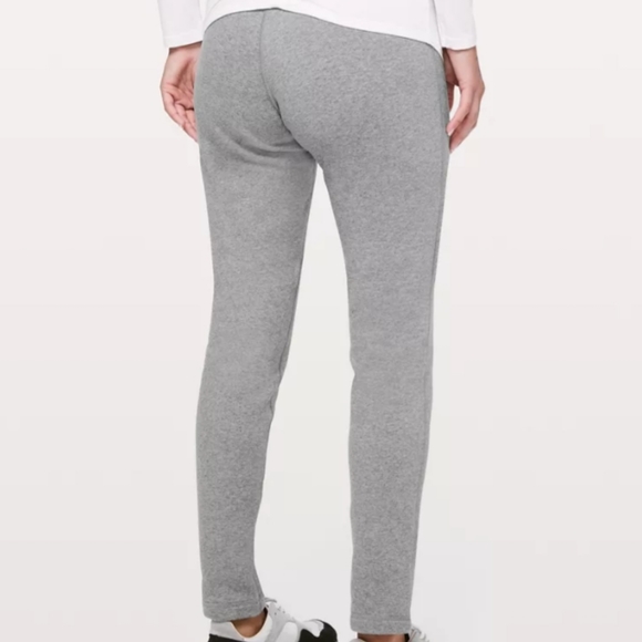 LULULEMON // Wunder Lounge Pant - Picture 7 of 8